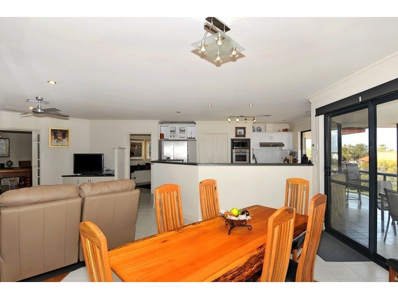 12 Captain Court, Wannanup WA 6210