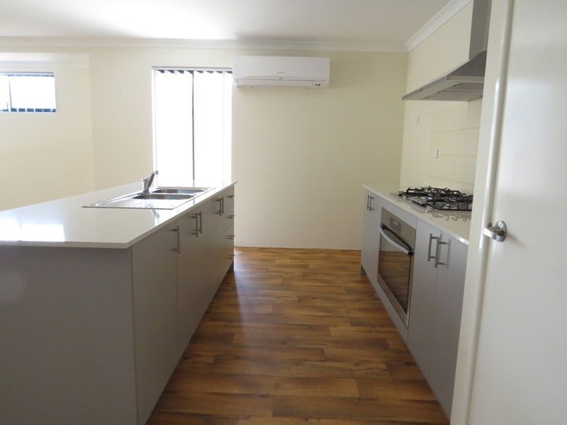 4 Illyarrie Avenue, Falcon WA 6210