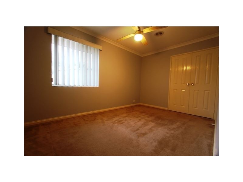 23 Vermont Ave, Meadow Springs WA 6210