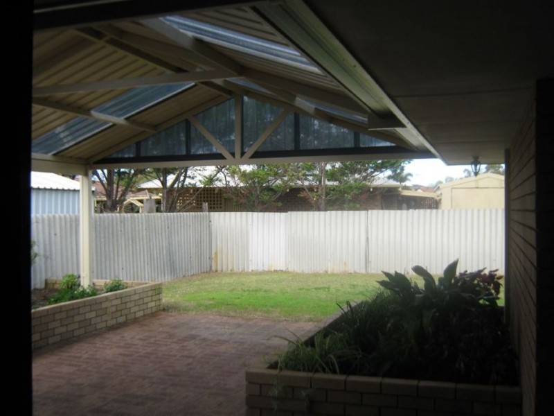 14 Quamby Court, Silver Sands WA 6210