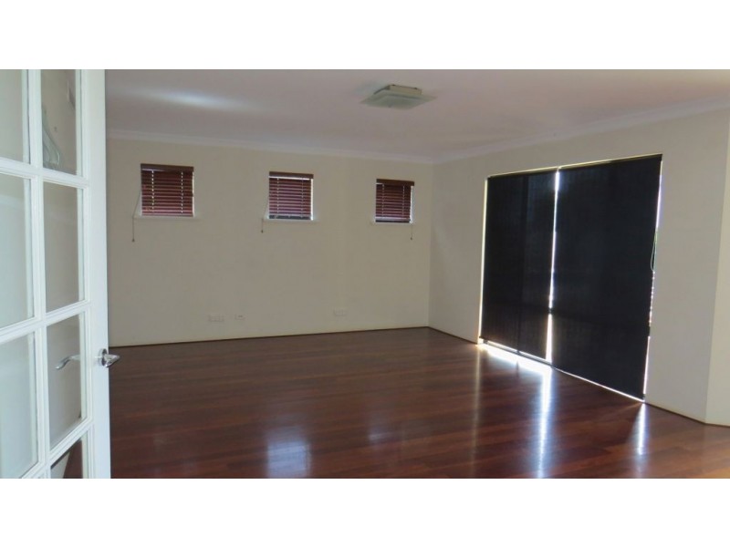 24 Hyden Loop, Dawesville WA 6211