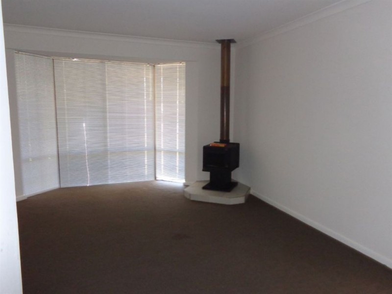 91 Peelwood Parade, Halls Head WA 6210