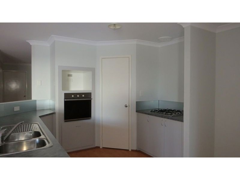 18 Wanjeep Street, Dudley Park WA 6210