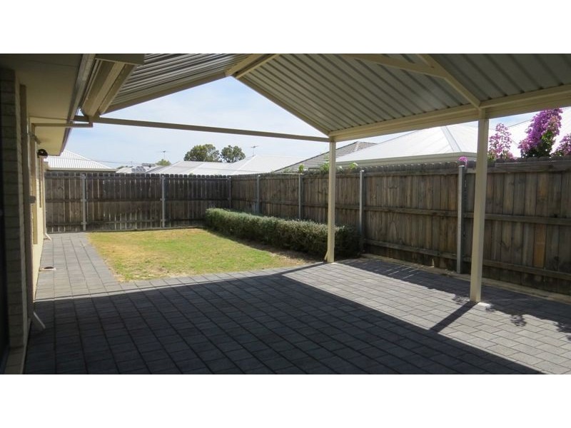 18 Wanjeep Street, Dudley Park WA 6210