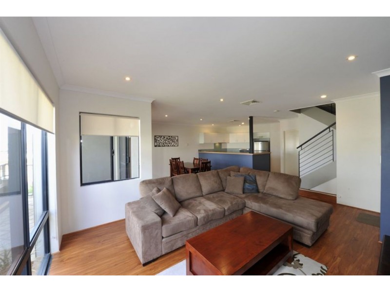 3/1 Bowspirit Way, Mandurah WA 6210