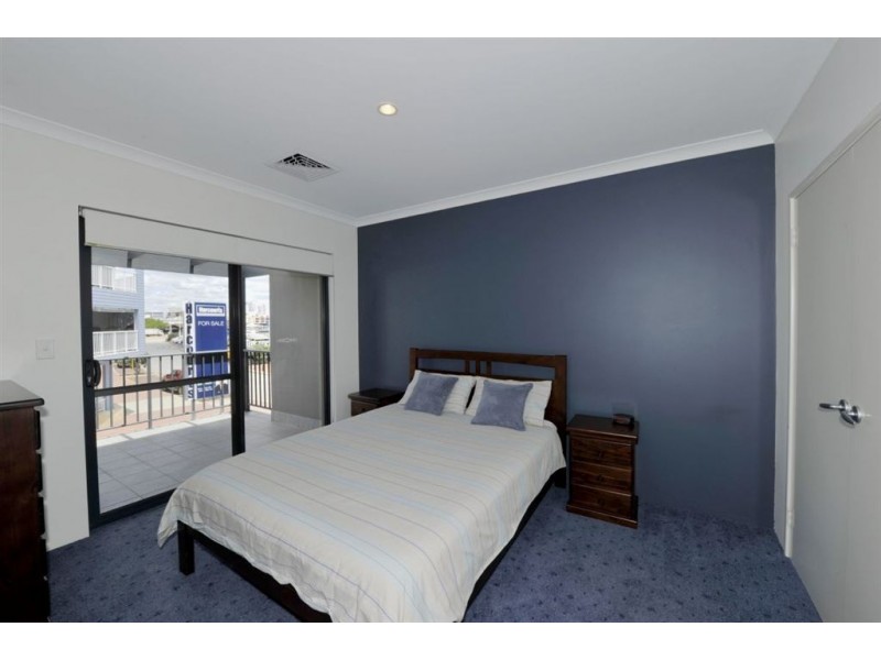 3/1 Bowspirit Way, Mandurah WA 6210
