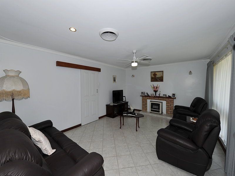 12 Maria Street, Dudley Park WA 6210