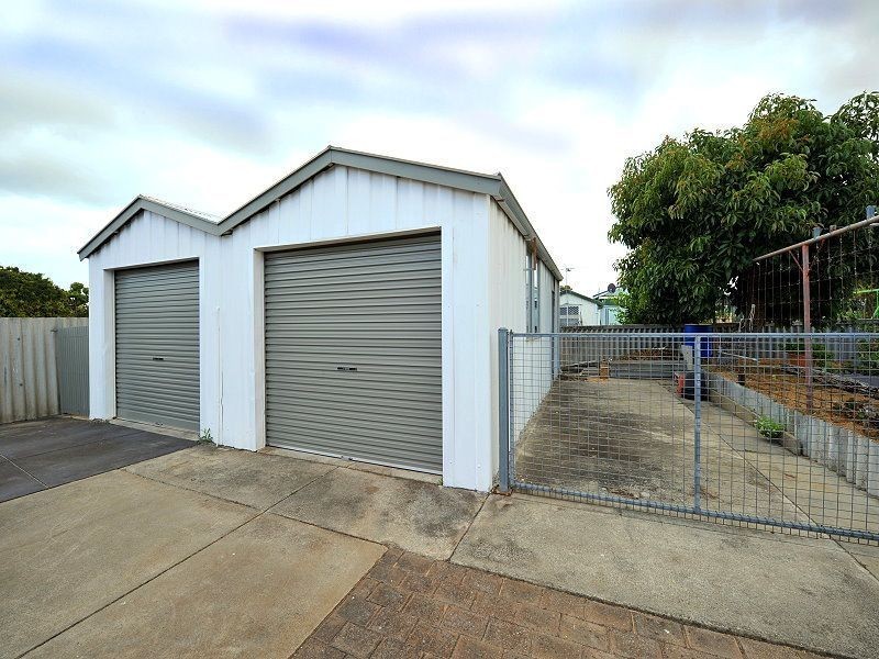 12 Maria Street, Dudley Park WA 6210