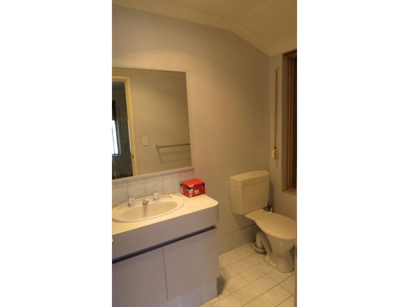 9 Lowden Road, Greenfields WA 6210