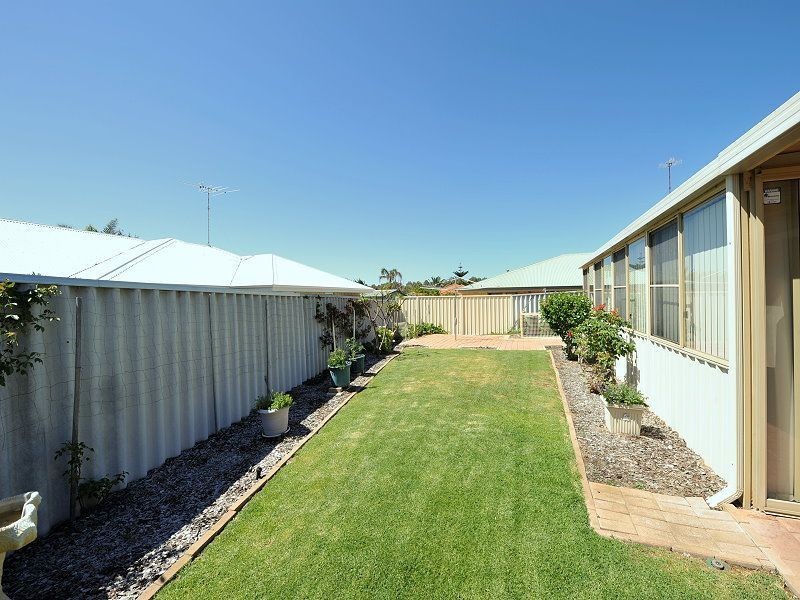 3 Pinnace Court, Halls Head WA 6210