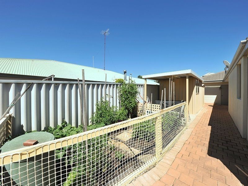 3 Pinnace Court, Halls Head WA 6210