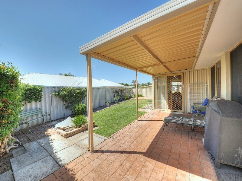 3 Pinnace Court, Halls Head WA 6210