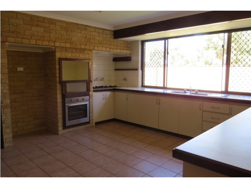 107 Waldron Bvd, Greenfields WA 6210