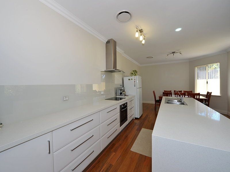 10 Guilderton Close, Erskine WA 6210