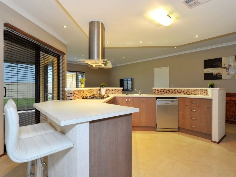 142 Yindana Boulevard, Lakelands WA 6180