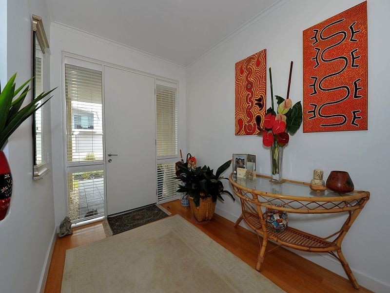 11 Impressa Way, Halls Head WA 6210