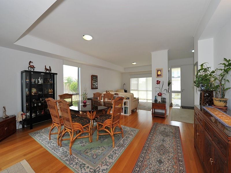 11 Impressa Way, Halls Head WA 6210