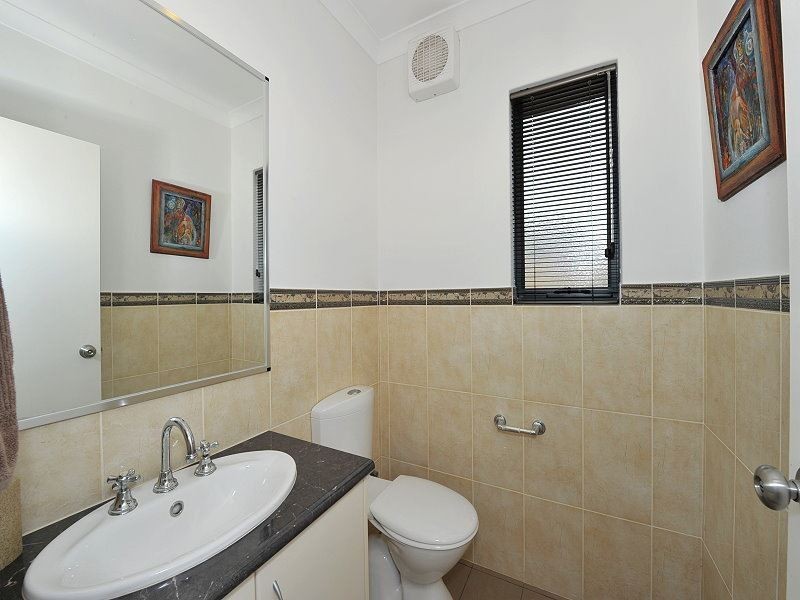1 Mainsail Parkway, Wannanup WA 6210