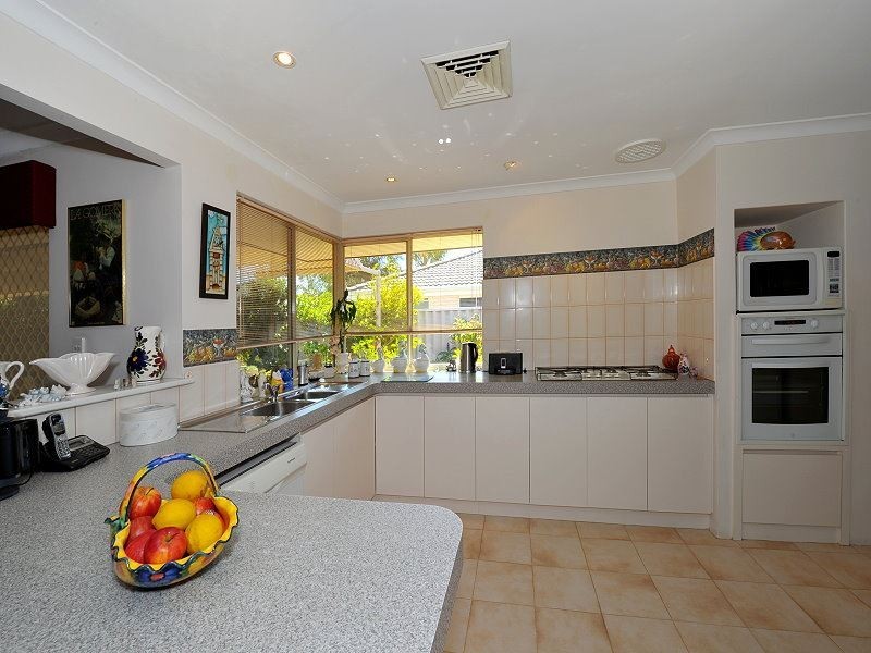 7 Pennington Gardens, Erskine WA 6210