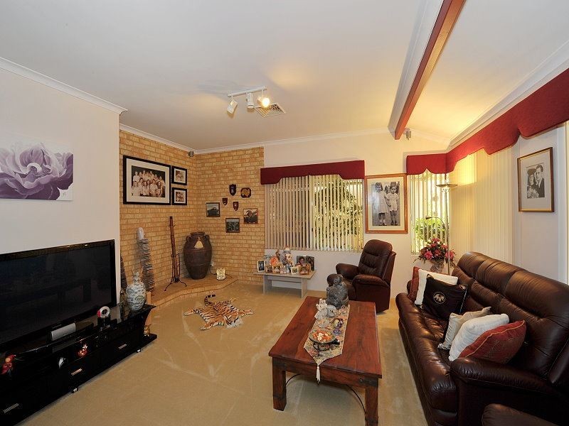 7 Pennington Gardens, Erskine WA 6210