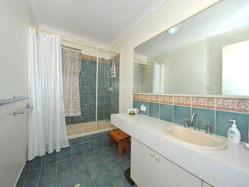 15 Carnarvon Way, Erskine WA 6210