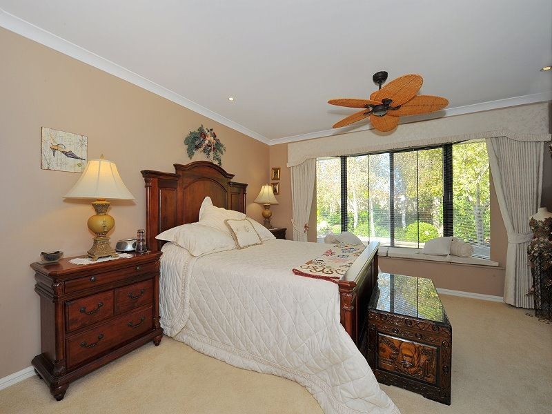 15 Dorneywood Crescent, Erskine WA 6210