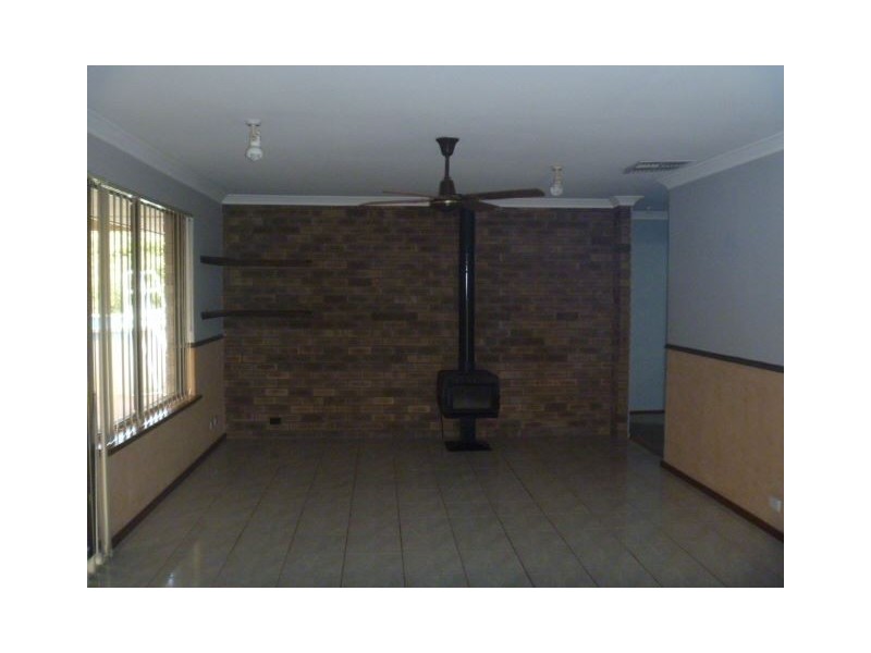 11 Mekong Way, Greenfields WA 6210