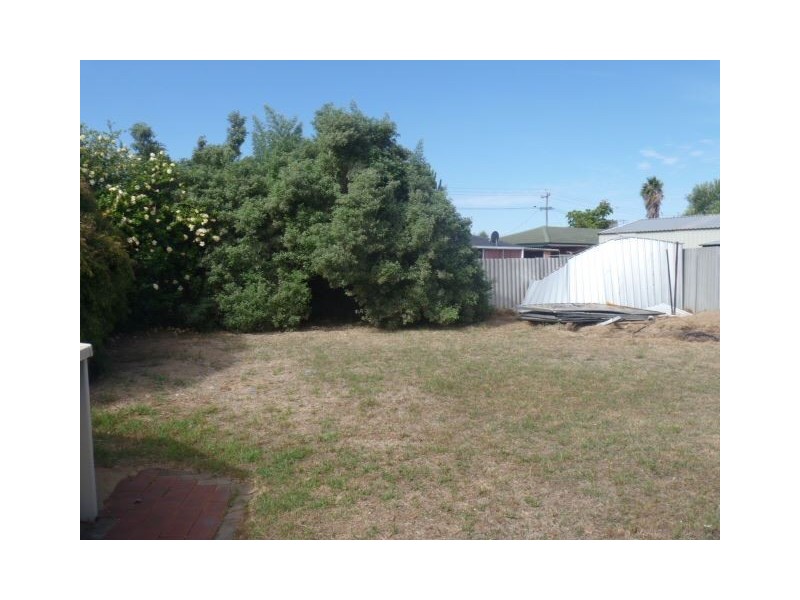 11 Mekong Way, Greenfields WA 6210