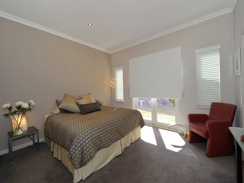 32 Harbour Retreat, Erskine WA 6210