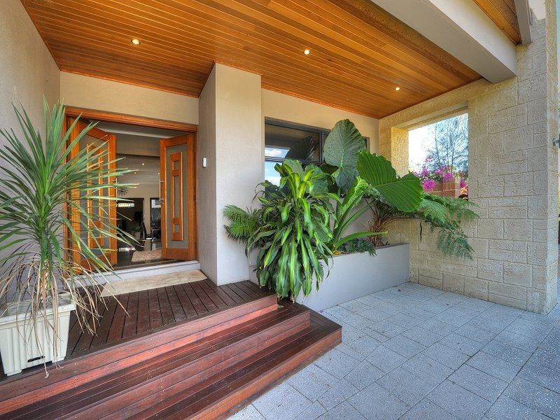 125 Hudson Drive, Dudley Park WA 6210