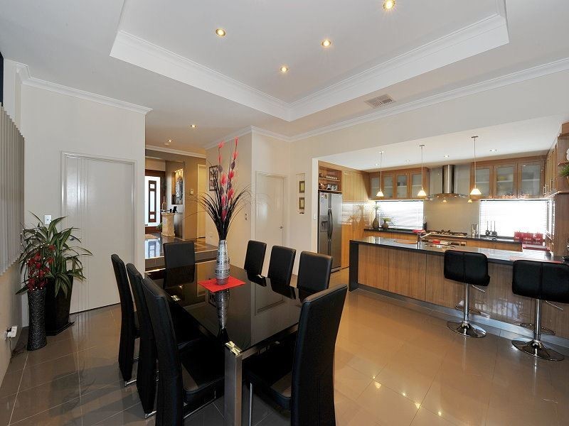 125 Hudson Drive, Dudley Park WA 6210