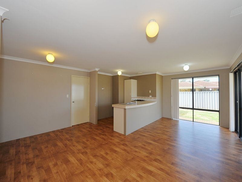 17 Murdoch Drive, Greenfields WA 6210