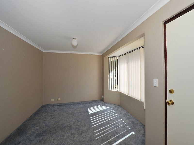 17 Murdoch Drive, Greenfields WA 6210