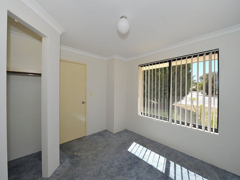 17 Murdoch Drive, Greenfields WA 6210