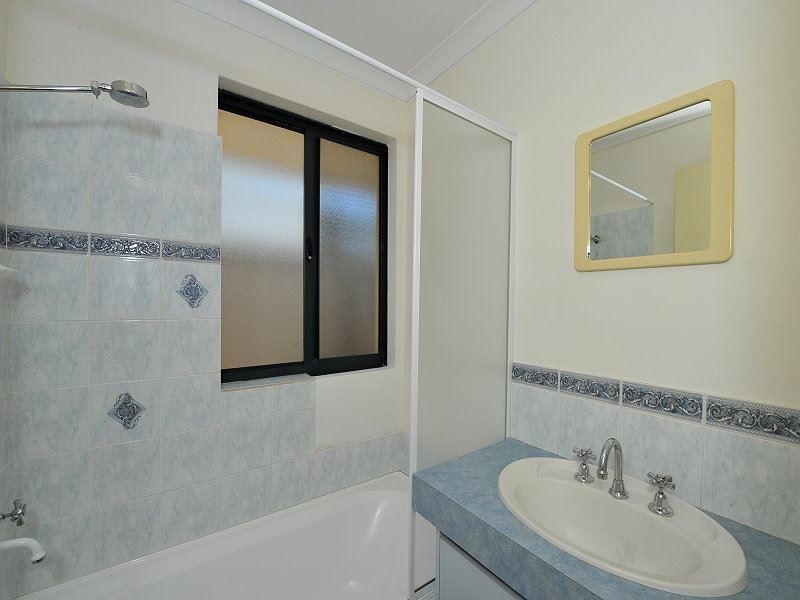 17 Murdoch Drive, Greenfields WA 6210