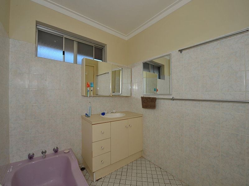 16 Clarice Street, Mandurah WA 6210