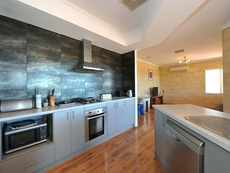 121 Greyhound Retreat, Nambeelup WA 6207