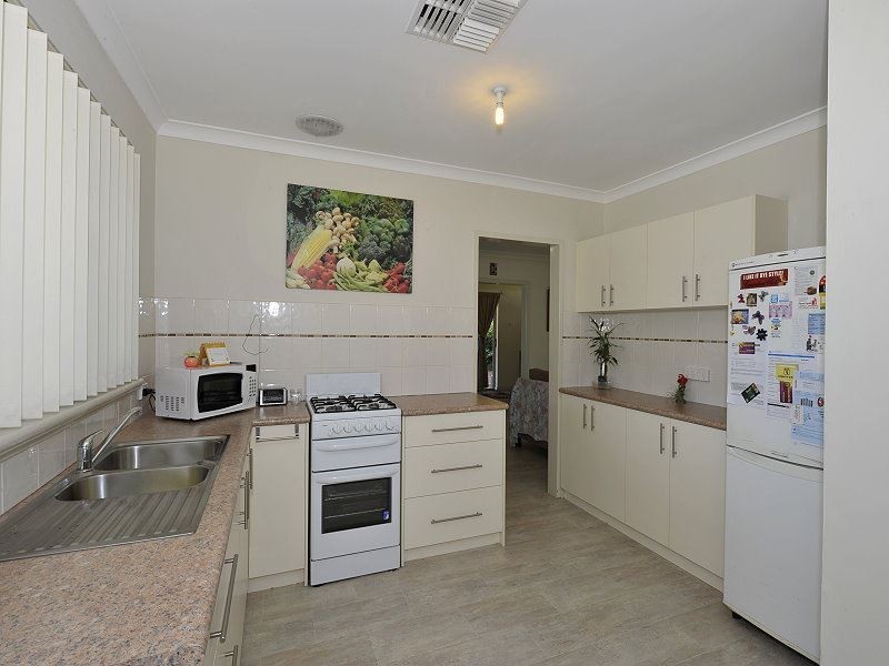 47 Gillark Street, Dudley Park WA 6210