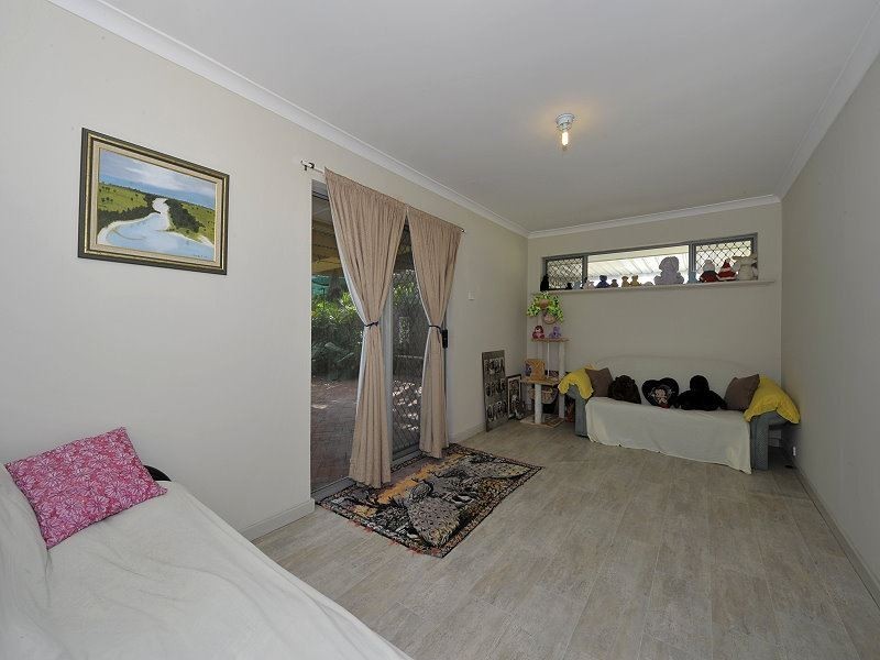 47 Gillark Street, Dudley Park WA 6210