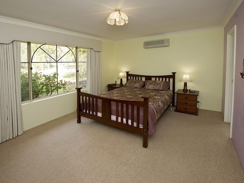 23 Summerhill Drive, Stake Hill WA 6210