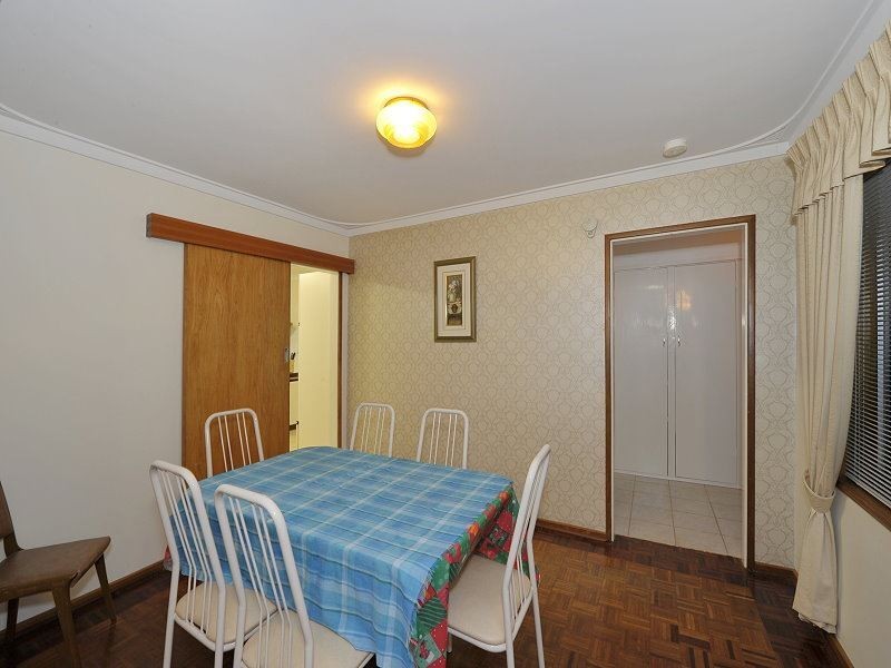 15 Adonis Road, Silver Sands WA 6210