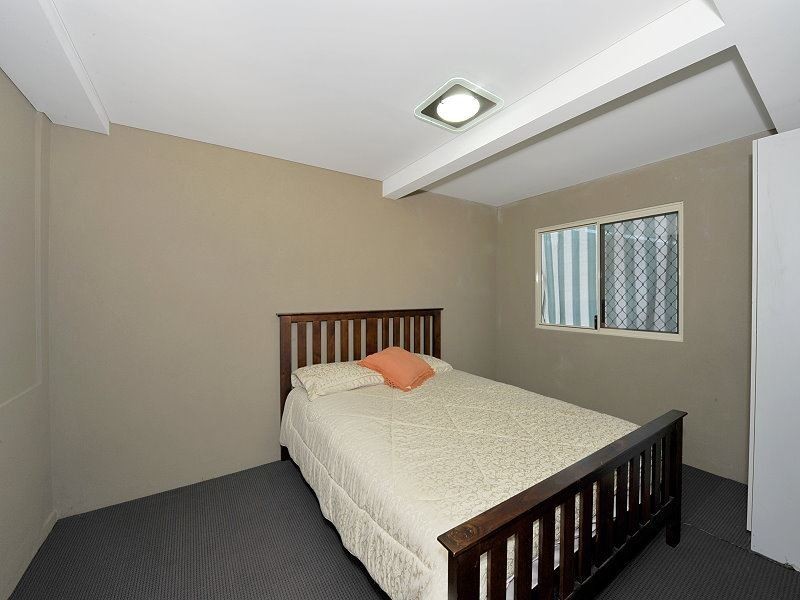 15 Adonis Road, Silver Sands WA 6210