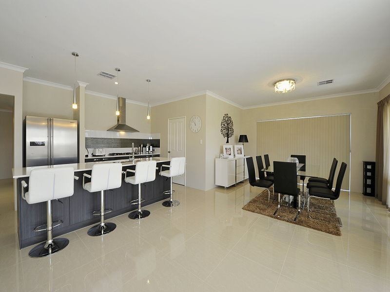 19 Gael Place, Dudley Park WA 6210