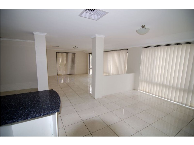 5 Columbus Street, Dudley Park WA 6210