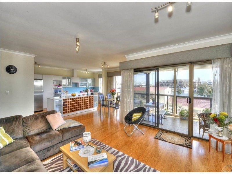 7/54 Ormsby Terrace, Mandurah WA 6210