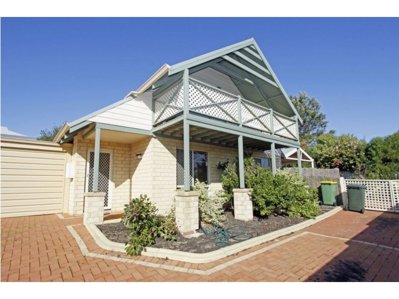 b/4 Magnolia Rise, Halls Head WA 6210