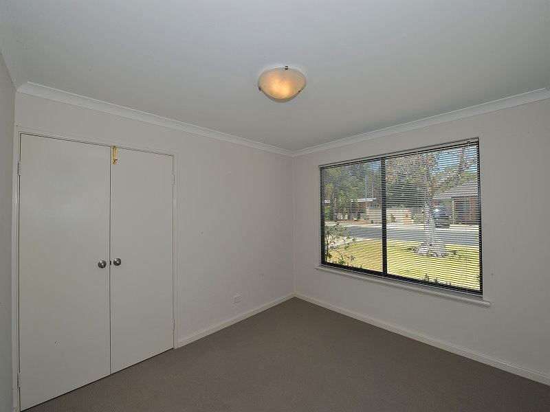 12 Fifth Avenue, Mandurah WA 6210