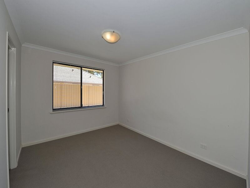 12 Fifth Avenue, Mandurah WA 6210