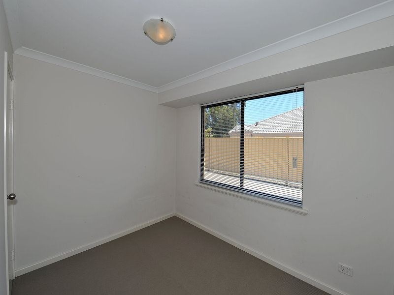 12 Fifth Avenue, Mandurah WA 6210