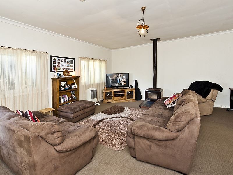 53 Recreation Road, Waroona WA 6215